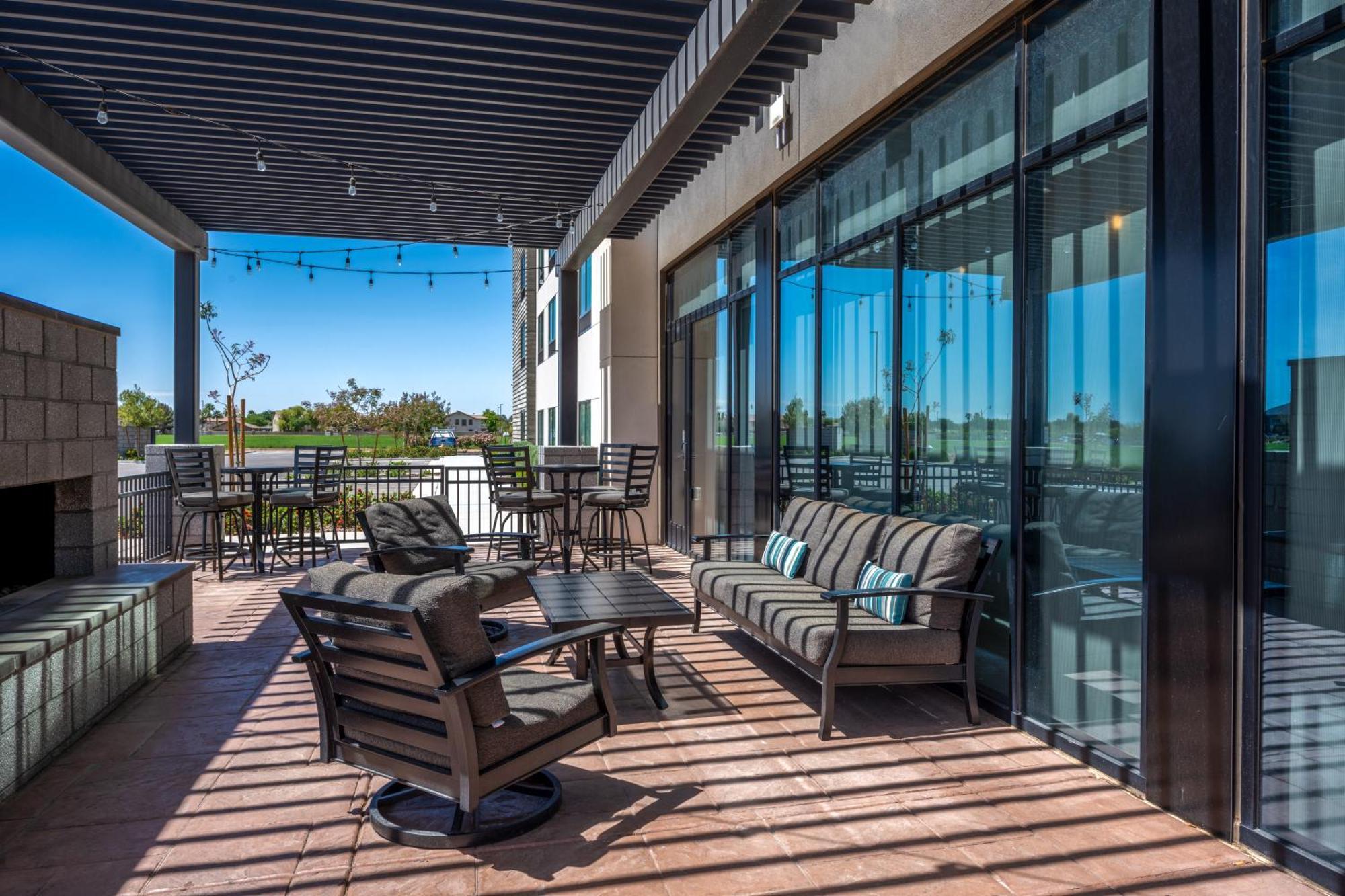 Holiday Inn Express & Suites - Gilbert - Mesa Gateway Airport Εξωτερικό φωτογραφία
